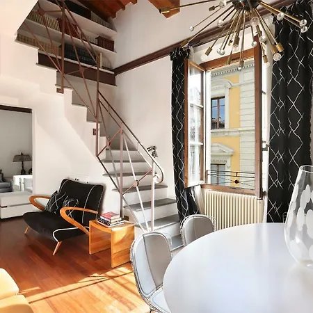90m² 2 Slaapkamer, 2 Privé Badkamer In Historical Center * Florence
